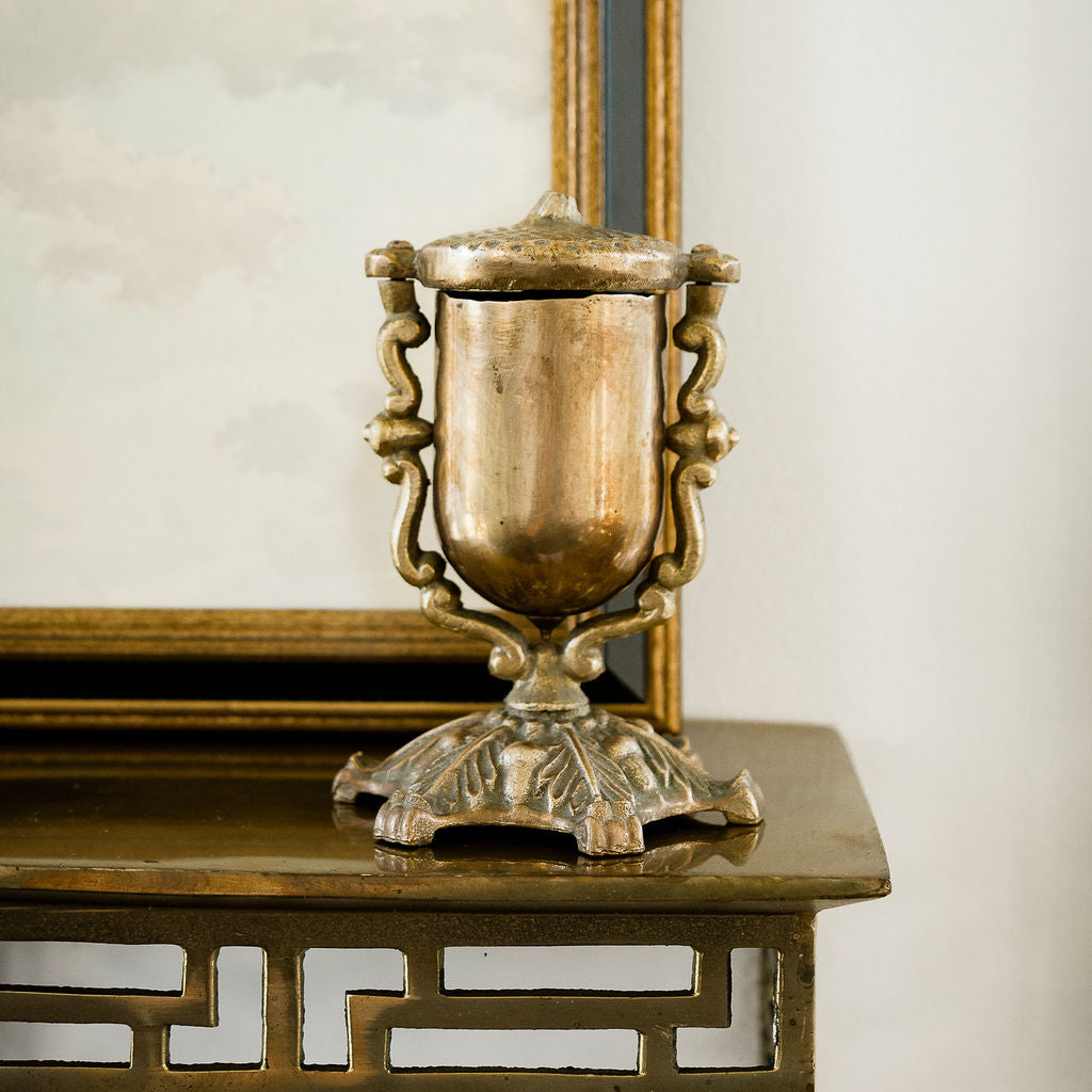 Urn